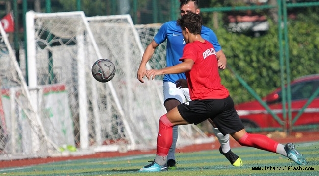 KAVACIKSPOR DİKİLİTAŞSPOR MAÇINDAN MUTLU AYRILDI 3-0