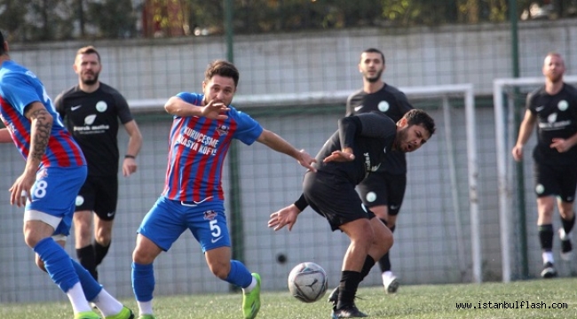 Kuruçeşmespor - Kavacıkspor İki Kırmızı kart var Gol Yok