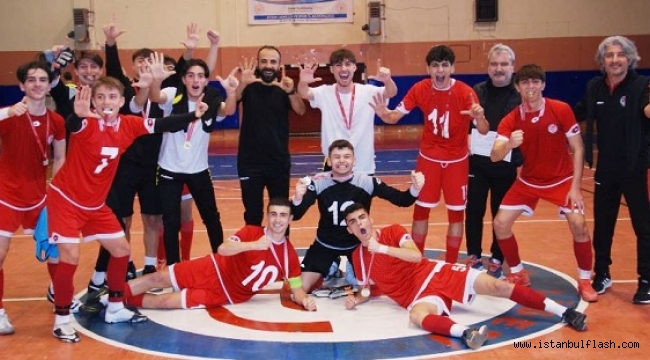 TFF MERAL-CELAL ARAS SPOR LİSESİ FUTSAL TAKIMI ADINI YARI FİNALE YAZDIRDI