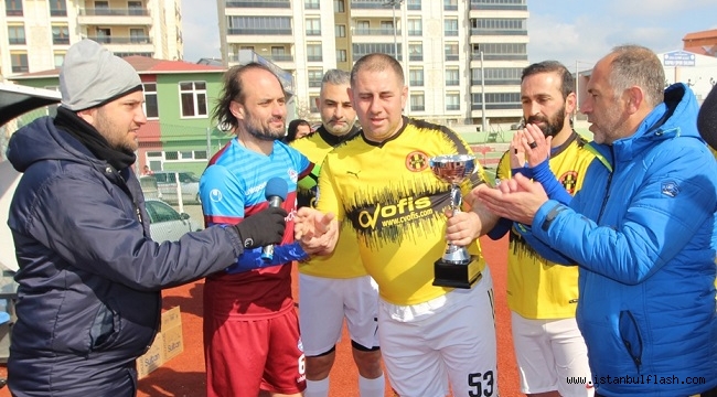 Sarı-Siyahlılar müsabakayı 3-1 kazanıp şampiyon oldu.