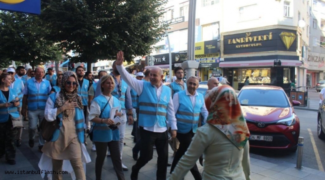 Mavi Yelekliler Zeytinburnu'nda Demokrasi Atılım Derhal Bugün dedi