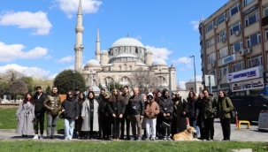 GENÇLERE İSTANBUL TURU