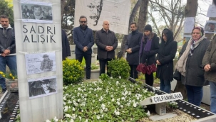 SADRİ ALIŞIK DOĞUM GÜNÜNDE MEZARI BAŞINDA ANILDI