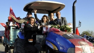 SİVEREKLİ NAZAN ODABAŞI CHP'DEN ADAY ADAYI OLDU