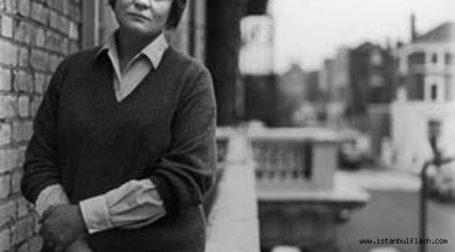 İNGİLİZ FİLOZOF VE YAZAR IRIS MURDOCH'UN TÜM KÜLLİYATI BASILIYOR