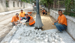 ÜSKÜDAR SOKAKLARINDA KALDIRIM GÜNCELLEMESİ