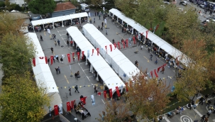 Kadıköy'de plaklar Barış Manço anısına dönecek