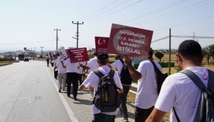 Ümit Özdağ, İstiklal Yolu Zafer Yürüyüşünde Kastamonu'da basın açıklaması yaptı