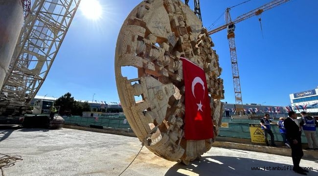 ÇEKMEKÖY-SANCAKTEPE -SULTANBEYLİ METROSUNDA TÜNEL AÇMA İŞLEMİ TAMAMLANDI