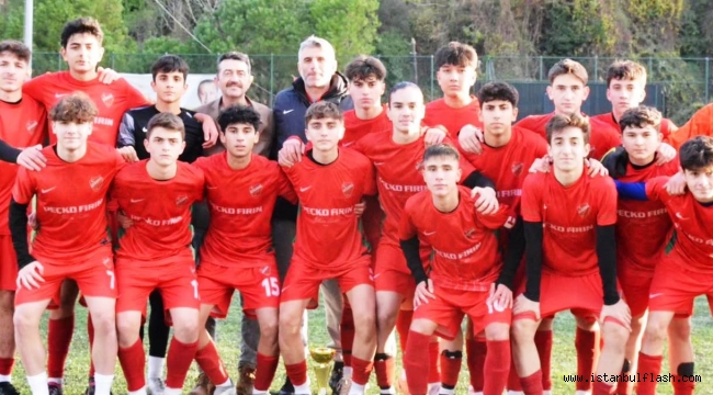 PAŞABAHÇE U16 TAKIMI İLE ŞAMPİYONLUK SEVİNCİ YAŞADI