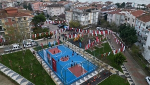 SİLİVRİ YENİ PARK VE SPOR ALANINA KAVUŞTU