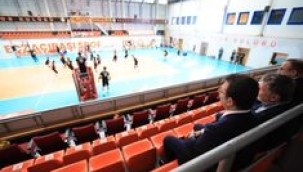 İMAMOĞLU, '2036 İSTANBUL OLİMPİYATI'NA DESTEK' TURLARINI ECZACIBAŞI İLE DEVAM ETTİRDİ