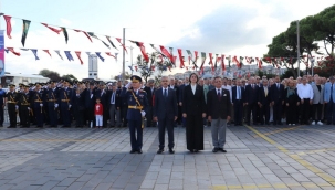 ZAFER BAYRAMI ÜSKÜDAR'DA DA COŞKUYLA KUTLANDI