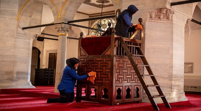 TARİHİ CAMİLERE İBB TARAFINDAN SÜREKLİ BAKIM YAPILIYOR