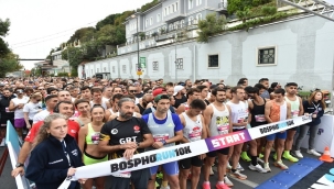 BOSPHORUN 10K KOŞUSU BEŞİKTAŞ'TA SPOR VE EĞLENCEYİ BİR ARAYA GETİRDİ