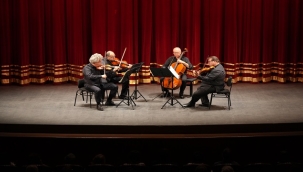 SÜREYYA OPERASI KODALY QUARTET İLE SEZONU AÇTI