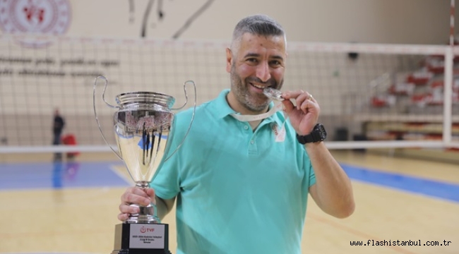 BEYKOZ BELEDİYESİ VOLEYBOL ANTRENÖRÜNE ÖZEL GÖREV VAR