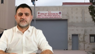 GENÇ PARTİ: "2025'E EMEKÇİYE SIRT DÖNÜP ÖCALANLA KUCAKLAŞARAK GİRİYORLAR"