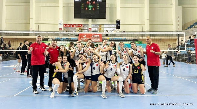 BEYKOZ BELEDİYESİ KADIN VOLEYBOL TAKIMI SEZONU KAPATTI