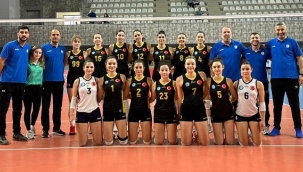 BEYKOZ BELEDİYESİ VOLEYBOLDA BOZÜYÜK'Ü KONUK ETTİ