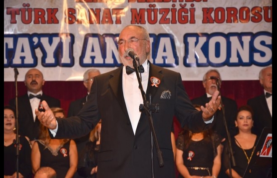 ALİAĞA BELEDİYESİ ATAYI KONSERLE ANDI