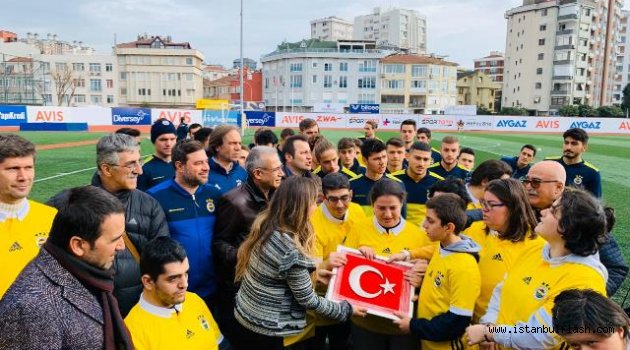 Özel çocuklardan Fenerbahçe Spor Kulübüne ziyaret