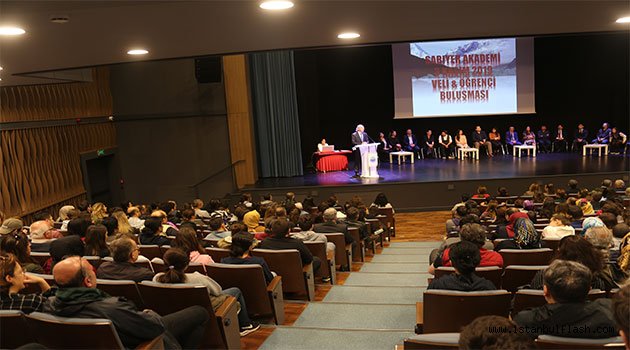 Sarıyer Akademi Öğretmenleri Velilerle Buluştu