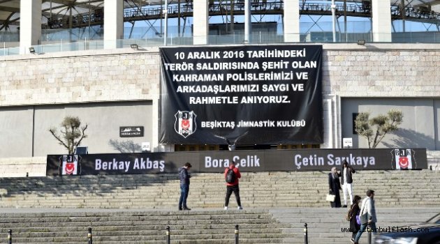 Stadyum Saldırısında Hayatını Kaybedenler Şehitler Tepesi'nde Anıldı